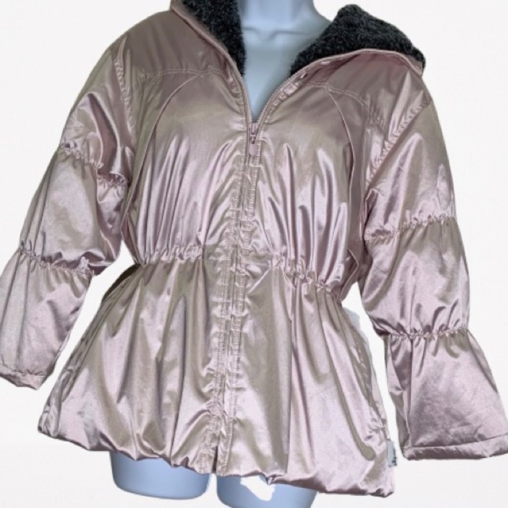 LONDON FOG WOMENS PUFFER JACKET SIZE MEDIU…